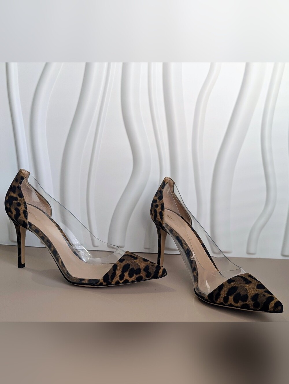 Gianvito Rossi Plexi 85 Leopard Pumps 38 US 8 Authentic Clear PVC Designer Heels